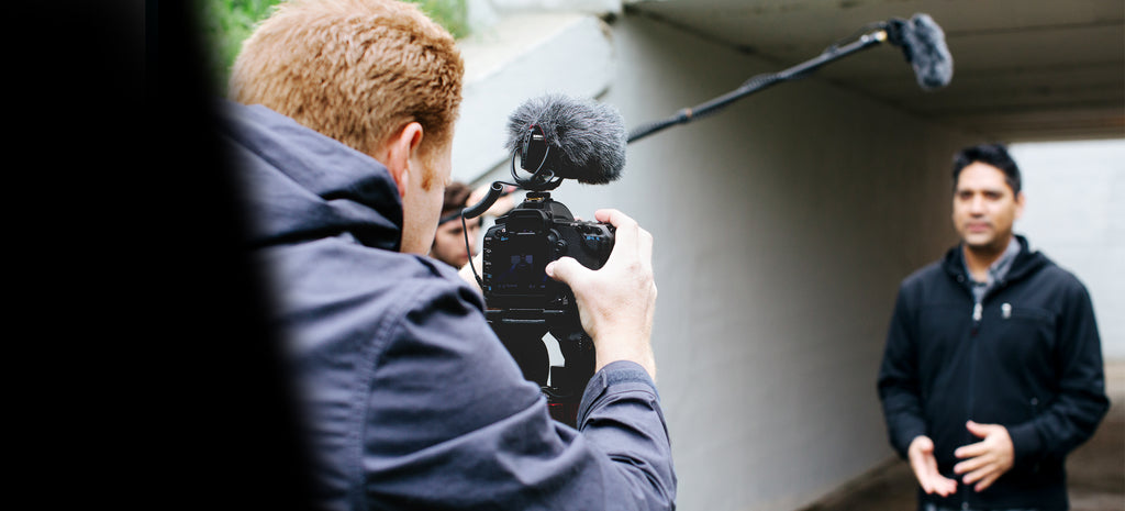 Shure VP83 Lenshopper Camera-Mount Shotgun Microphone for DSLR Video