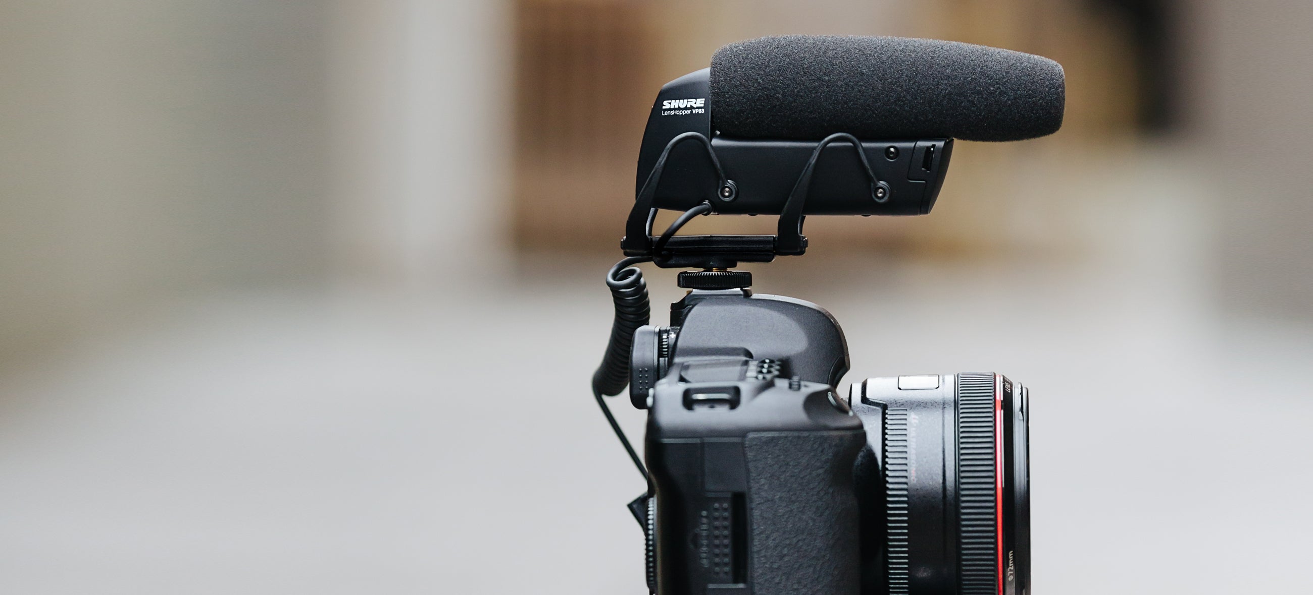 Shure VP83 Lenshopper Camera-Mount Shotgun Microphone for DSLR Video