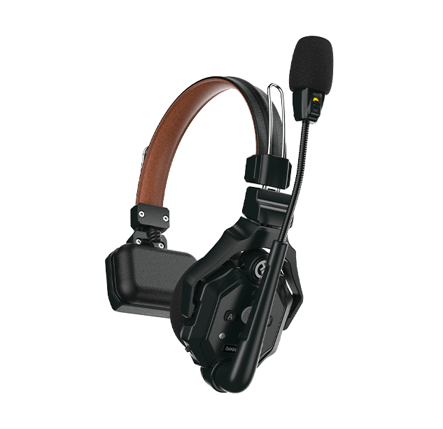 https://www.hollyland.com/wp-content/uploads/2023/03/HL-C1PRO-SH01-Solidcom-C1-Pro-Wireless-Stereo-Master-Headset-3.png