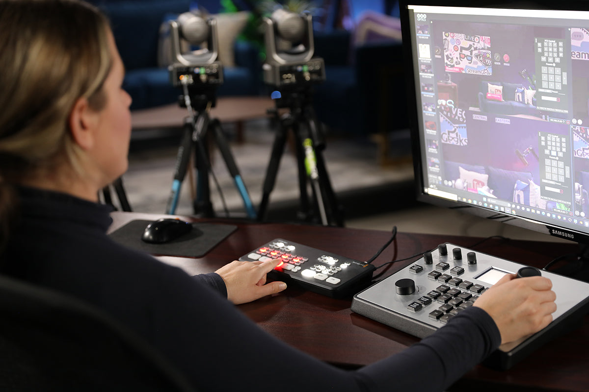 https://ptzoptics.com/wp-content/uploads/2024/10/Producer-SE-bundle-in-studio.jpg