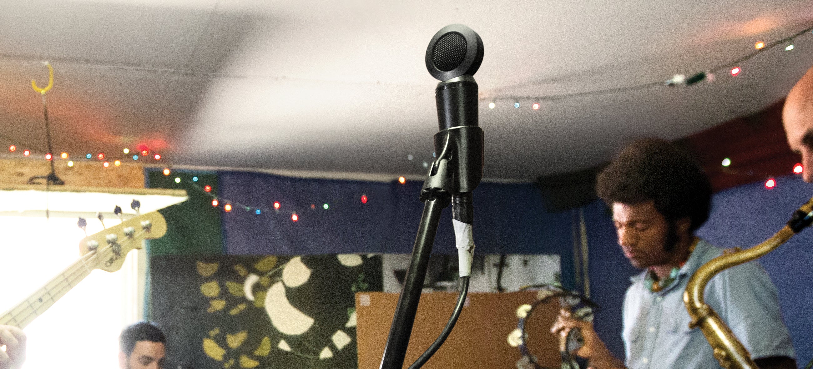 Shure PGA181 Cardioid Condenser Microphone for Versatile Instrument & Vocal Recording